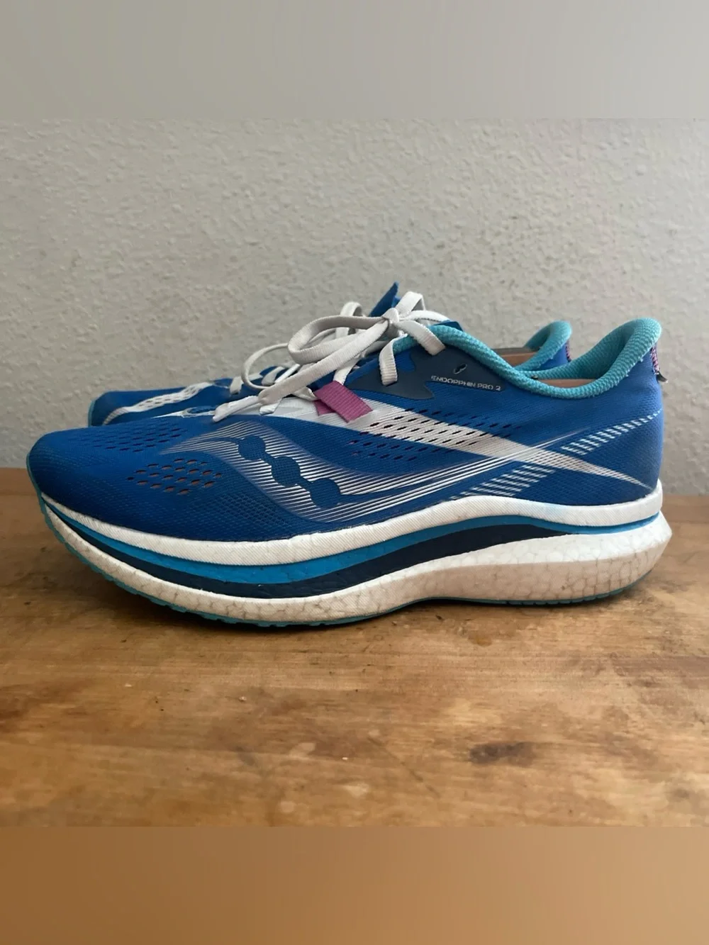 Saucony Women's S10687-30 Endorphin Pro 2 Running Sneaker Shoes Blue/White 8.5